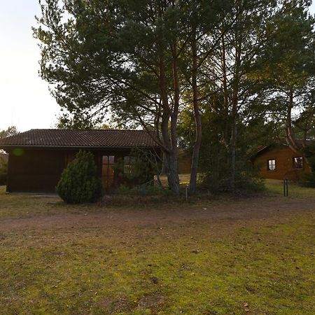 Ferienhaus-Park Brennickenswerder ลีเคน ภายนอก รูปภาพ