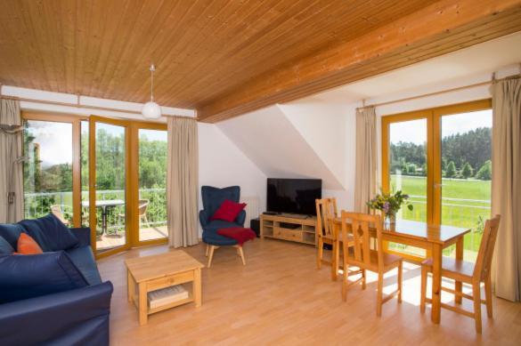 Ferienhaus-Park Brennickenswerder ลีเคน ภายนอก รูปภาพ