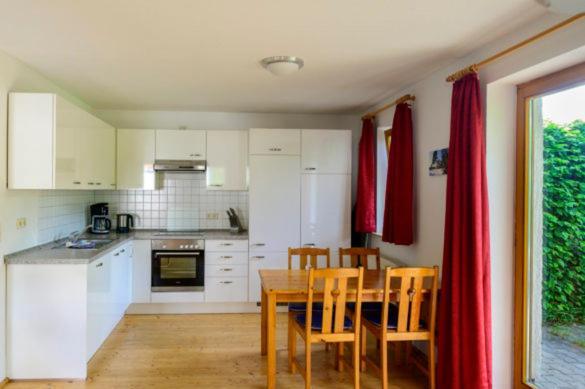 Ferienhaus-Park Brennickenswerder ลีเคน ภายนอก รูปภาพ