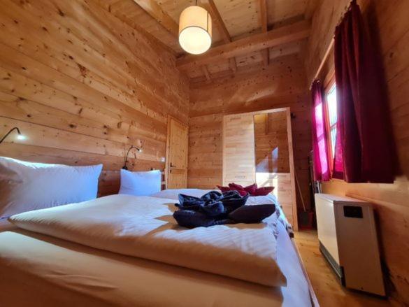 Ferienhaus-Park Brennickenswerder ลีเคน ภายนอก รูปภาพ