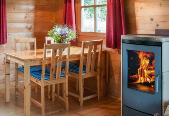 Ferienhaus-Park Brennickenswerder ลีเคน ภายนอก รูปภาพ