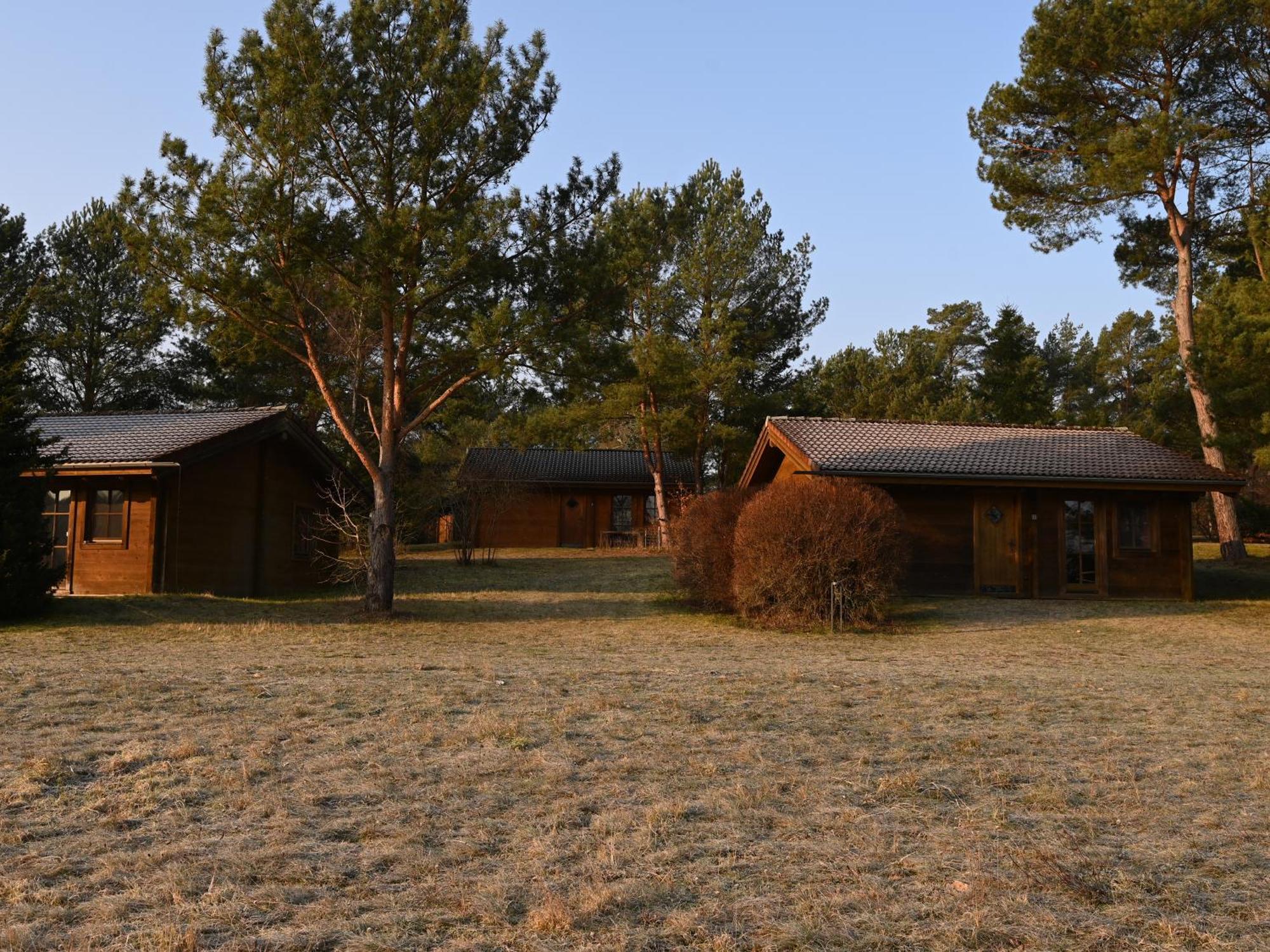 Ferienhaus-Park Brennickenswerder ลีเคน ภายนอก รูปภาพ